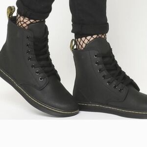 - Doc Martens Sheridan